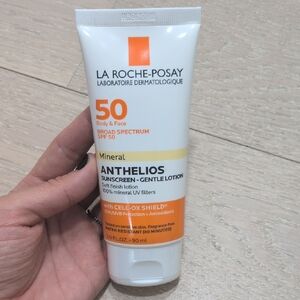 La Roche-Posay Anthelios Mineral Sunscreen SPF 50 - White